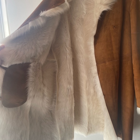 UGG NWT Vanesa Toscana Shearling Coat SOLD OUT - Picture 11 of 11